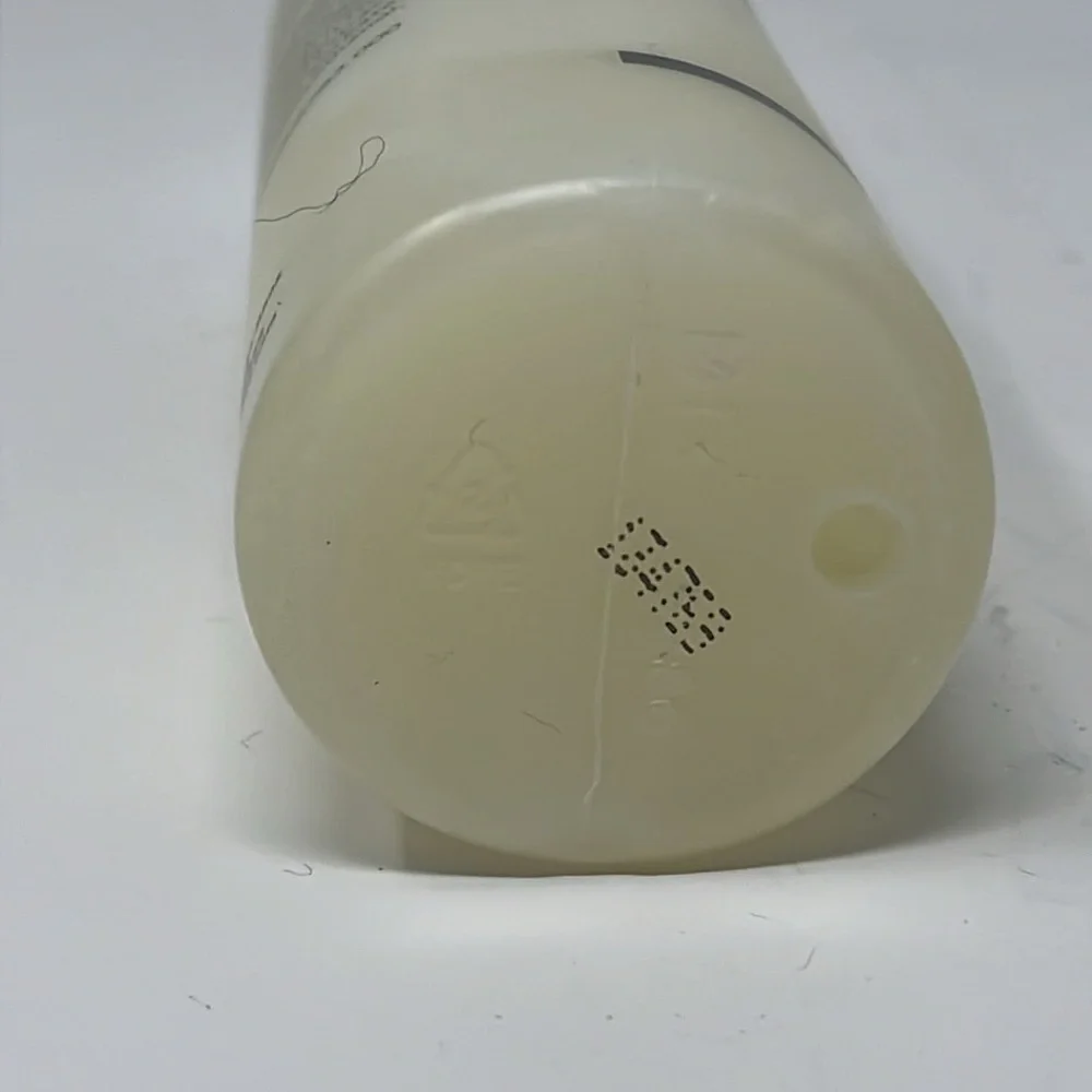 Mercedes Benz Refining Jojoba Cleanser 6.8oz - New Not Used